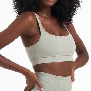 Vuori - Mindset Bra - Eucalyptus - Small